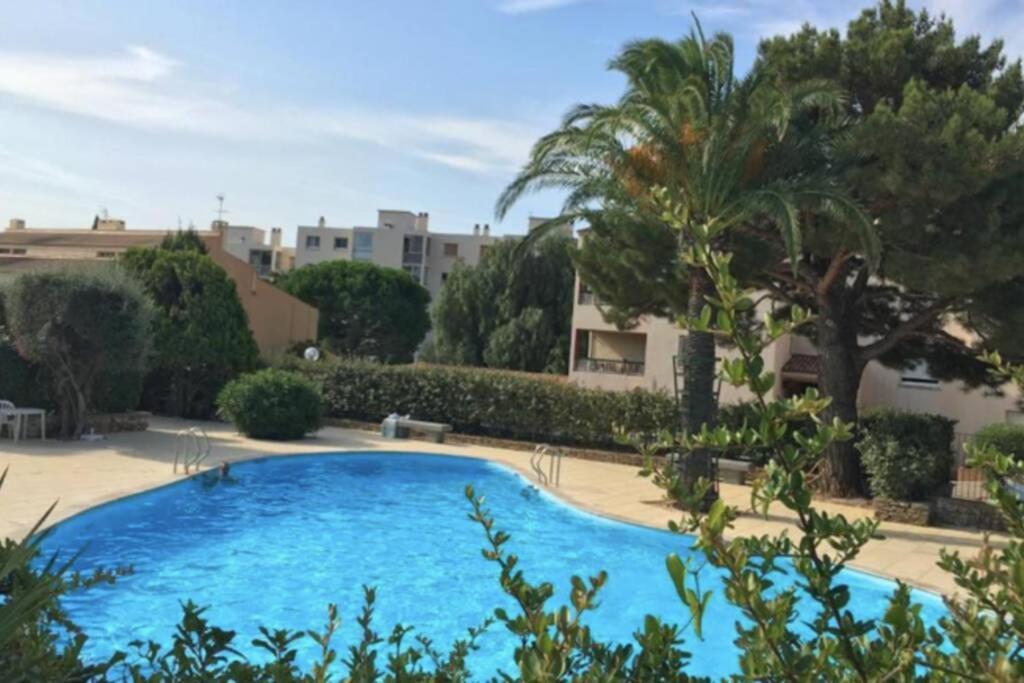 Les Bains De Mer Yourhosthelper Leilighet Bandol Eksteriør bilde